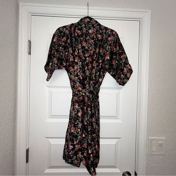 Vintage Ilese Stevens Floral Short Robe with Belt - Picture 11 of 12